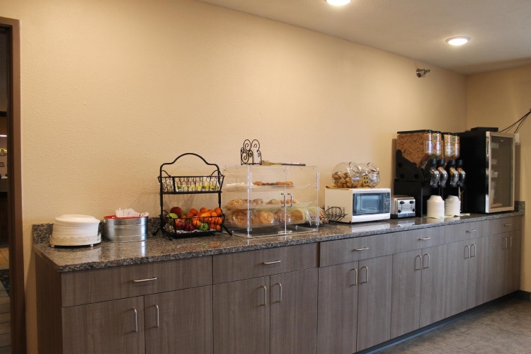 New Victorian Inn & Suites Lincoln photo 23