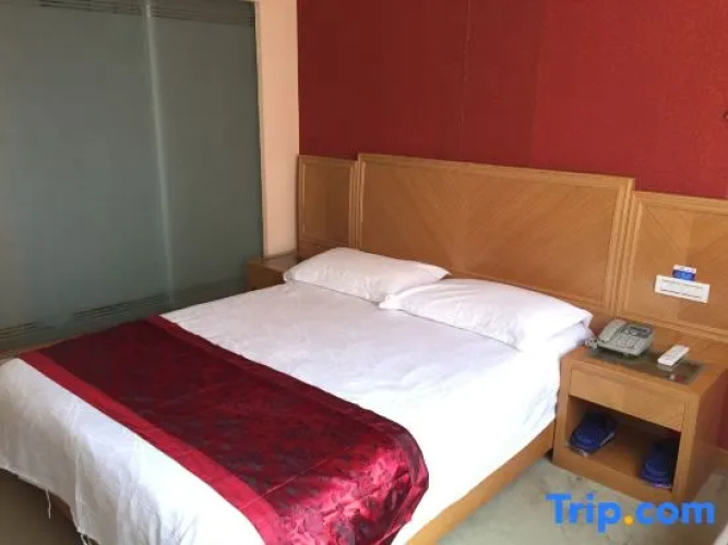Taishun Yideyuan Business Hotel