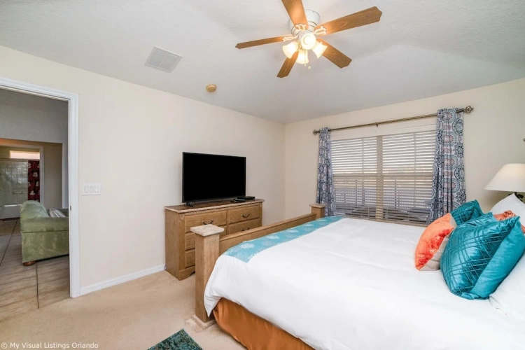 4 Bedrooms Cottage