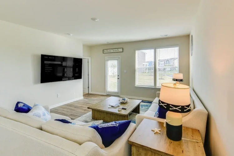 3 Bedrooms Cottage