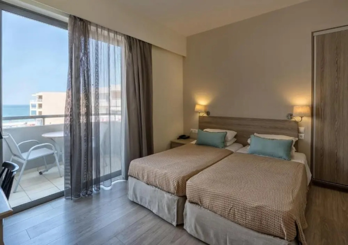 Icarus Suite Apartments