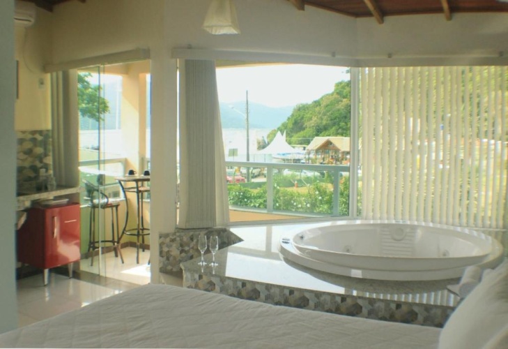 Suite with balcony and with view