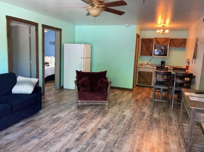 Gold Suites Rentals