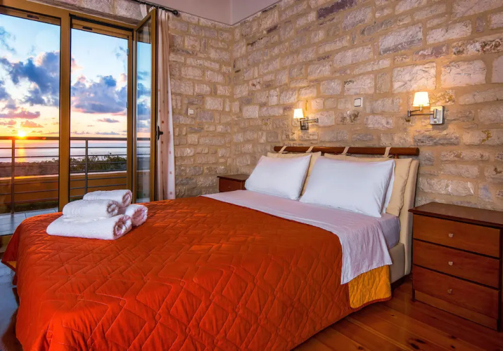 Enastron Villas