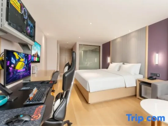 Luxury Suite