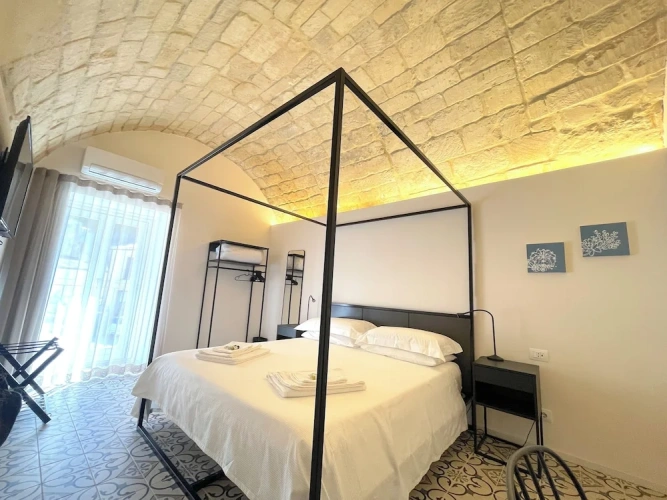 Luxury Double room with land view