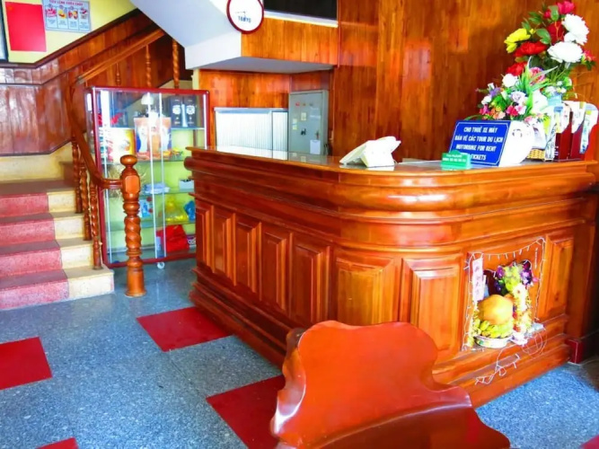 Quang Vinh 2 Hotel