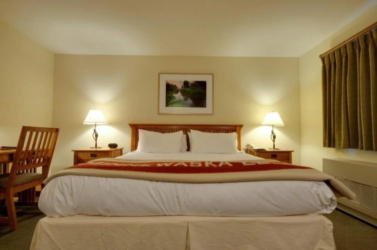 Minnewaska Lodge