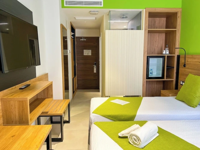 Classic Twin room