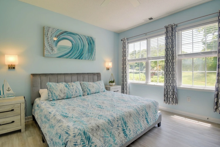 2 Bedrooms Apartment