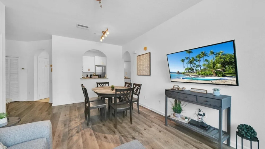 BF 2bedrooms 2303 - 102