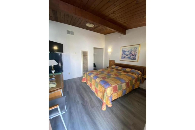 Santa Fe Motel Tehachapi by Hotel O