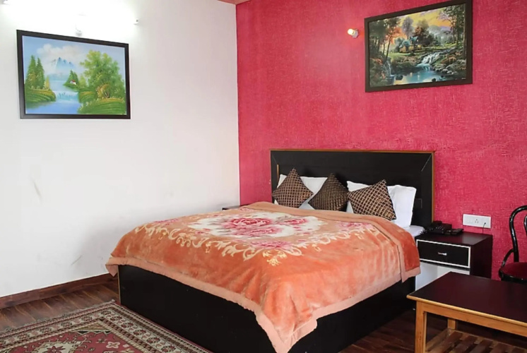 Hotel Himadri Almora