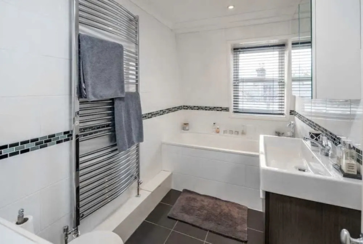 Veeve - Fulham Victorian