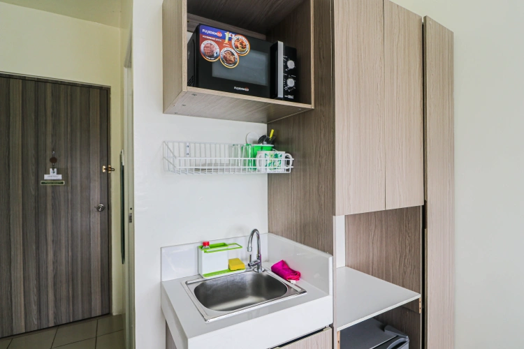 2 Bedrooms Standard room with balcony and with pool view