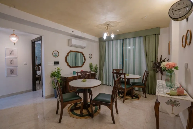 35 Sahakar Suites