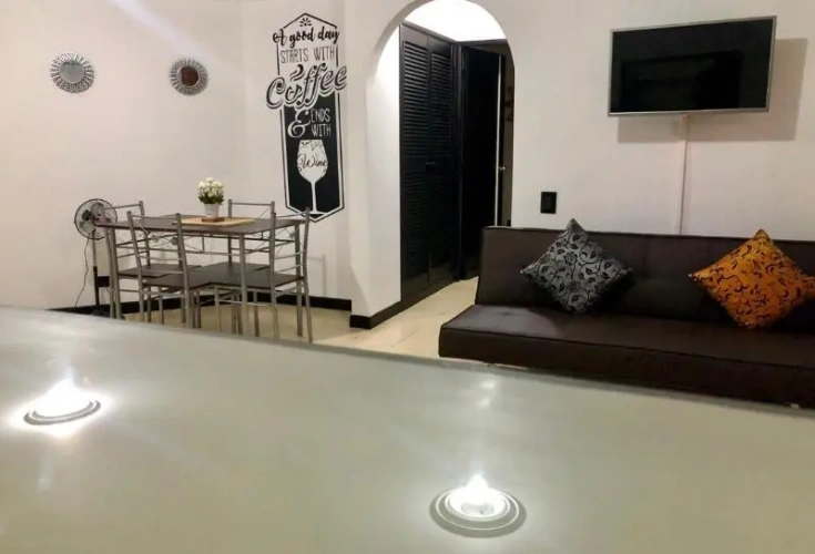 2 Bedrooms Apartment