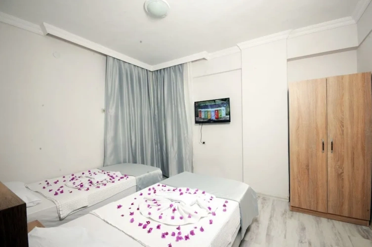 Standard Triple room with balcony