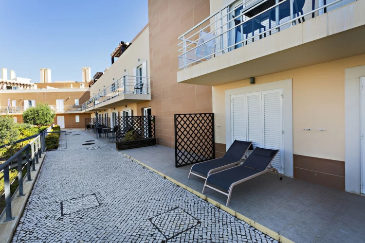 CG 23C - Penthouse - Cabanas Gardens