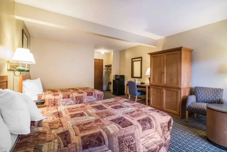 Econo Lodge Inn & Suites Lincoln