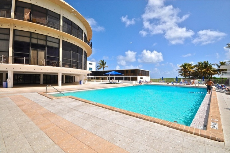 Castle Beach Hotel