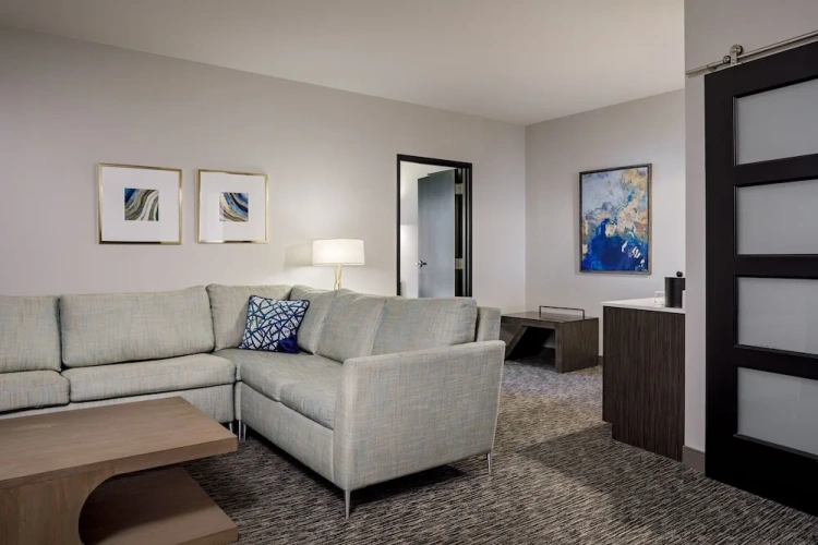 1 Bedroom Suite