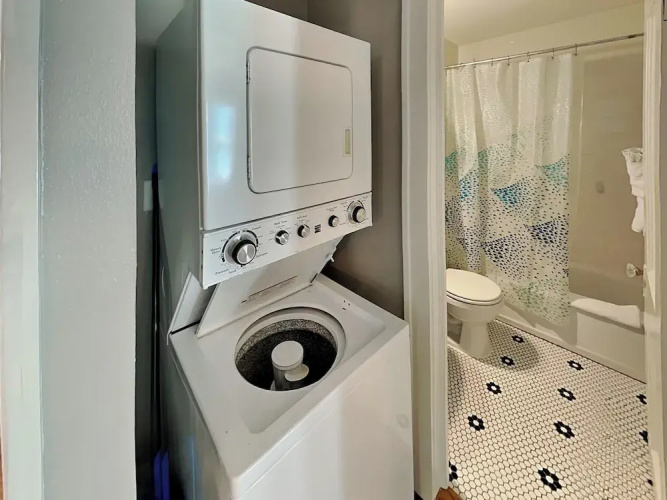 Sea Gem Turquoise by Ryson Vacation Rentals