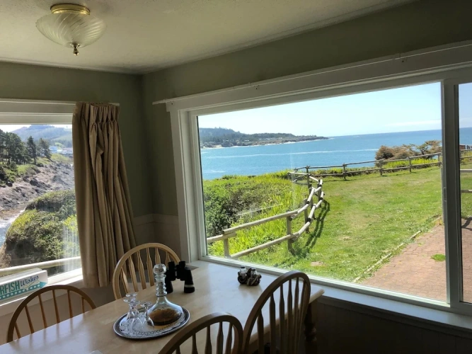 Family Apartment with ocean view