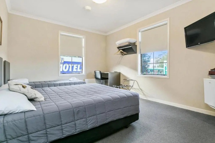 No 1 Motels
