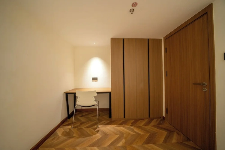 2 Bedrooms Comfort room