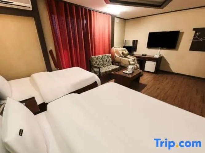 Premium Twin room