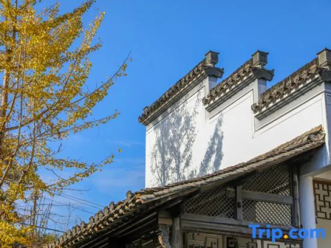 Longshan Villa Resort