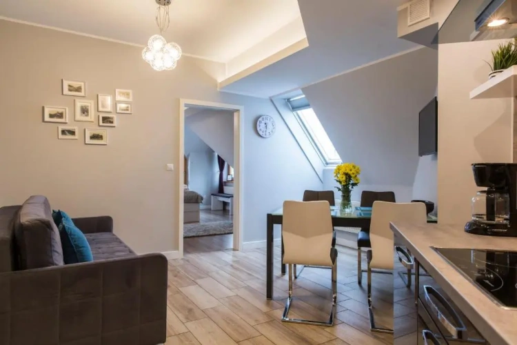 1 Bedroom Apartment with balcony
