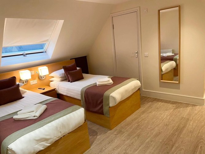 Holtwhites Hotel