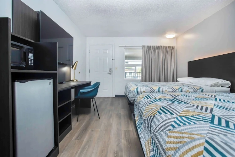 Standard Suite