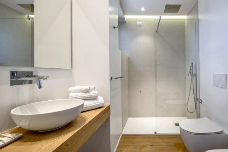 Standard Quadruple room with sea view