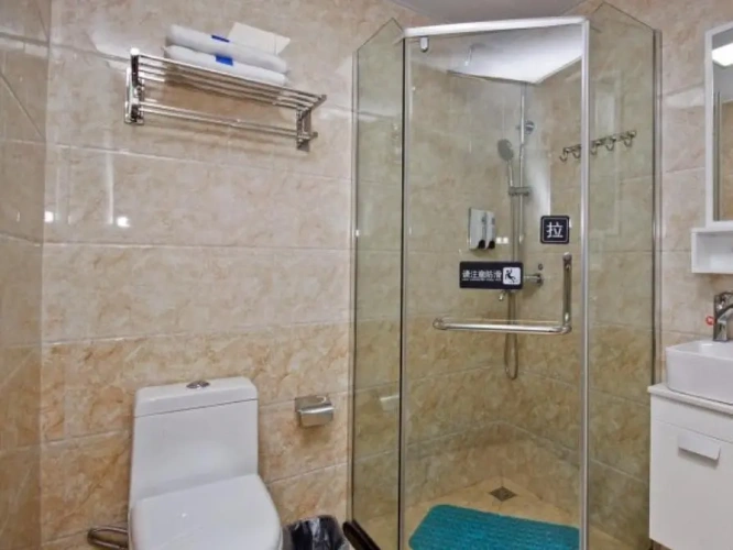 Standard Double room with city view