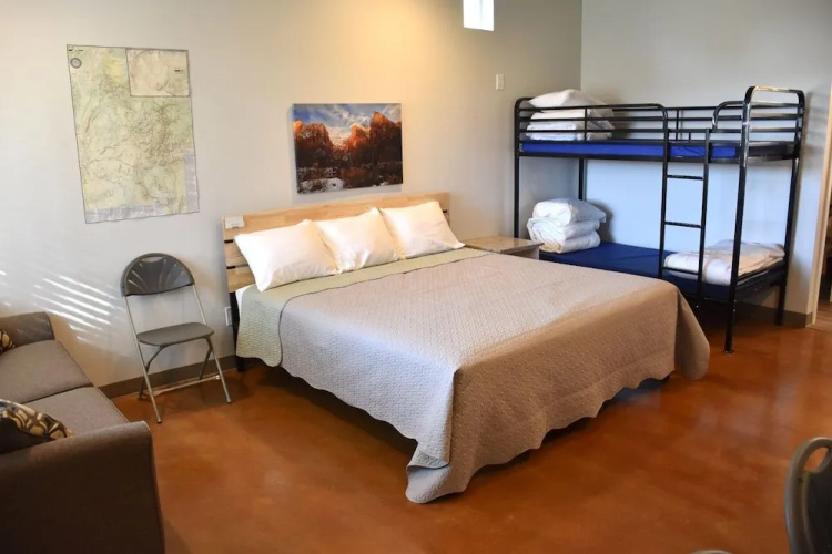 Zion's Camp and Cottages