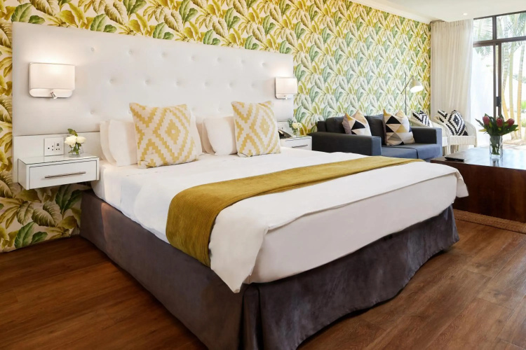 First Group Breakers Resort