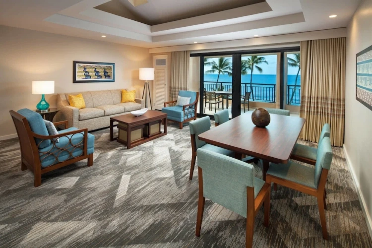 1 Bedroom Deluxe Double Suite oceanfront