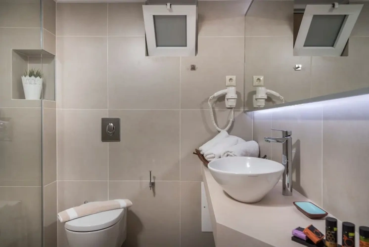 2 Bedrooms Deluxe Apartment