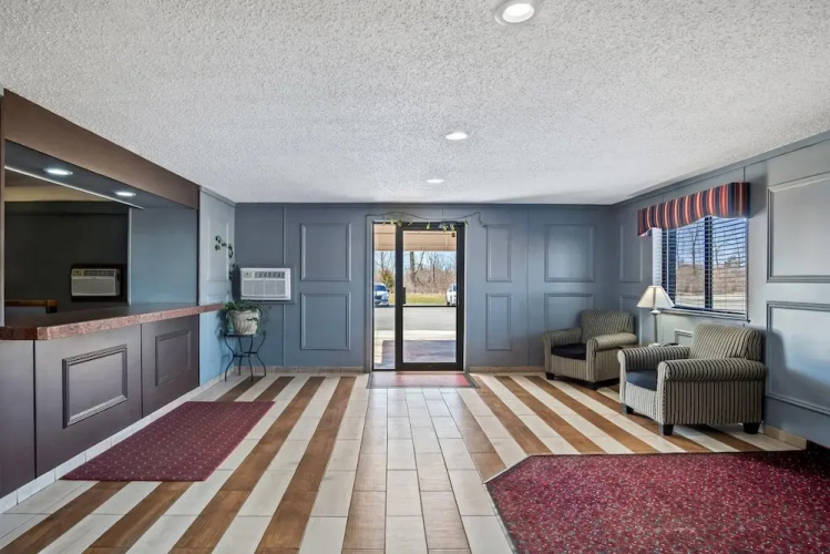 Crystal Inn Hotel - Suites