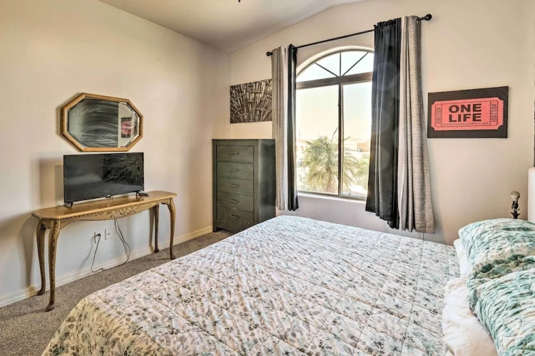 3 Bedrooms Cottage