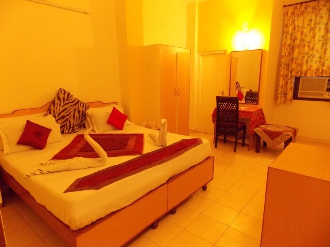 Deluxe Double room with street view