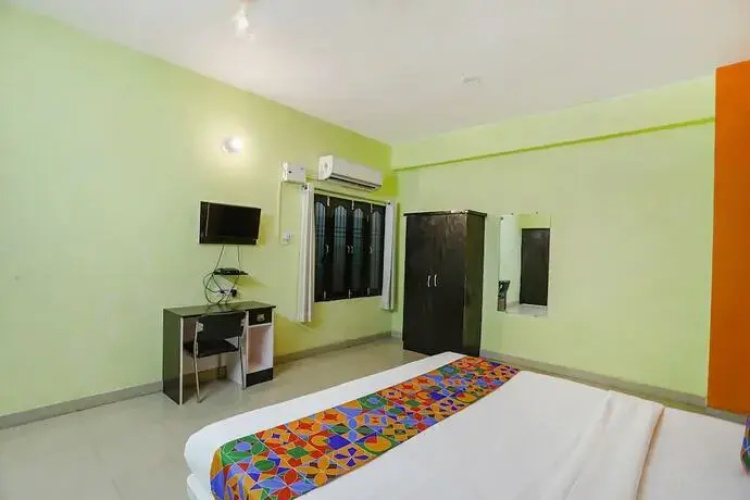 Fabhotel Yug Residency