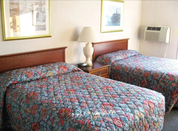 Sea Whale Motel