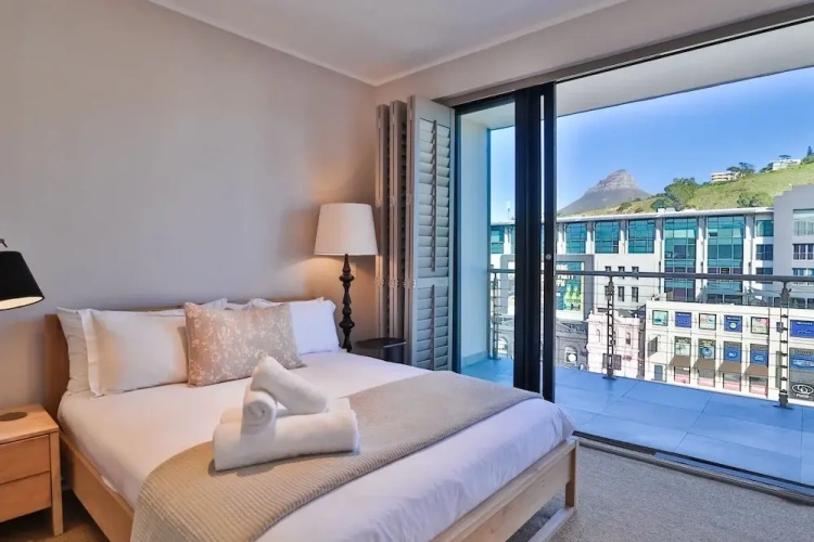 2 Bedrooms Deluxe Apartment