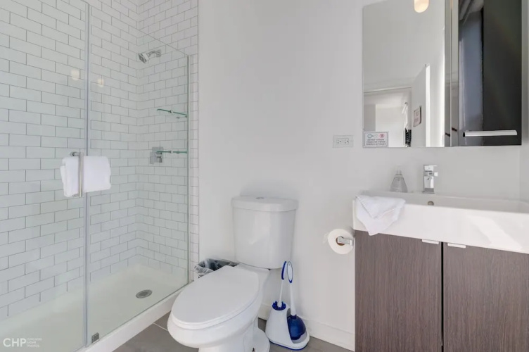 River West, Third Floor Chicago by 747 Lofts