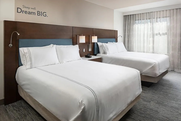 Even Hotels - Alpharetta - Avalon Area