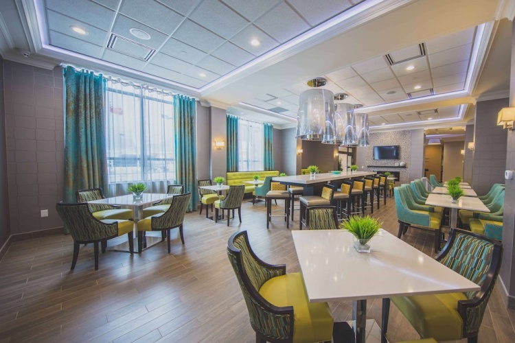 Hampton Inn & Suites by Hilton Bolton, ON, Canada photo 24